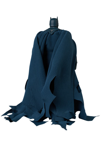 MAFEX Batman Damage Ver. (BATMAN: HUSH Ver.)