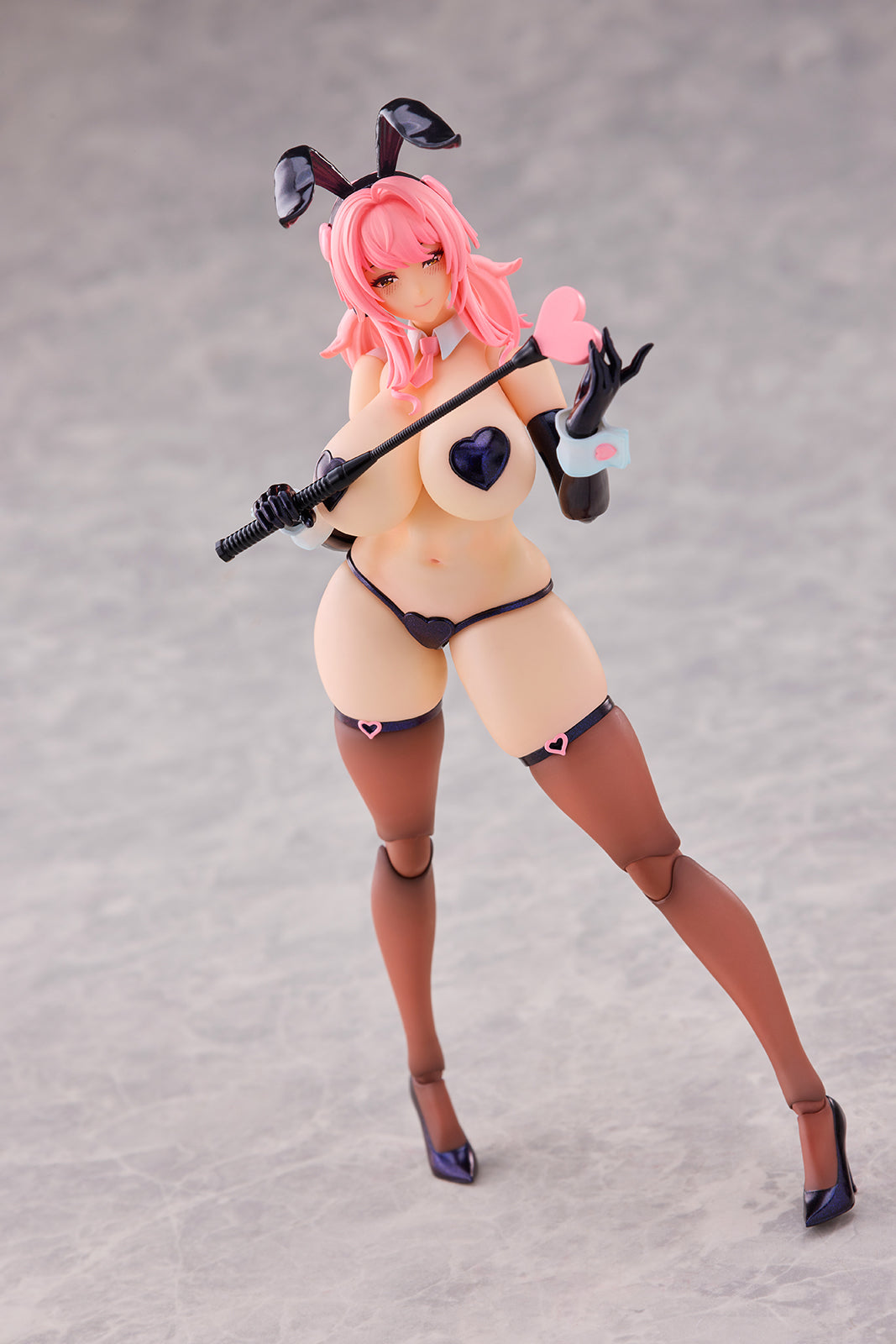 Reverse Bunny Nicole 1/12 Action Figure